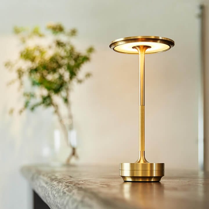 Lampe de table nordique sans fil