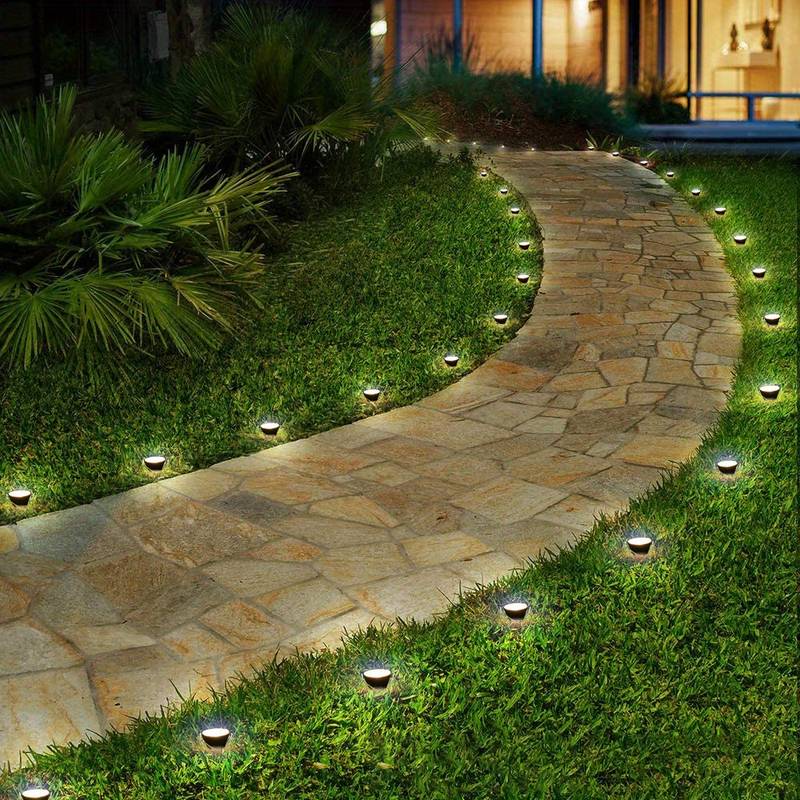 Spots Solaire Extérieur de Pelouse Ultra-Lumineuses (Lot de 8  + 2 Offertes)